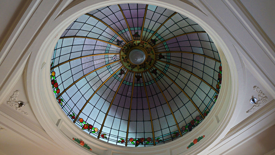 National Tobacco Co building viewing with Absolute de Tour 